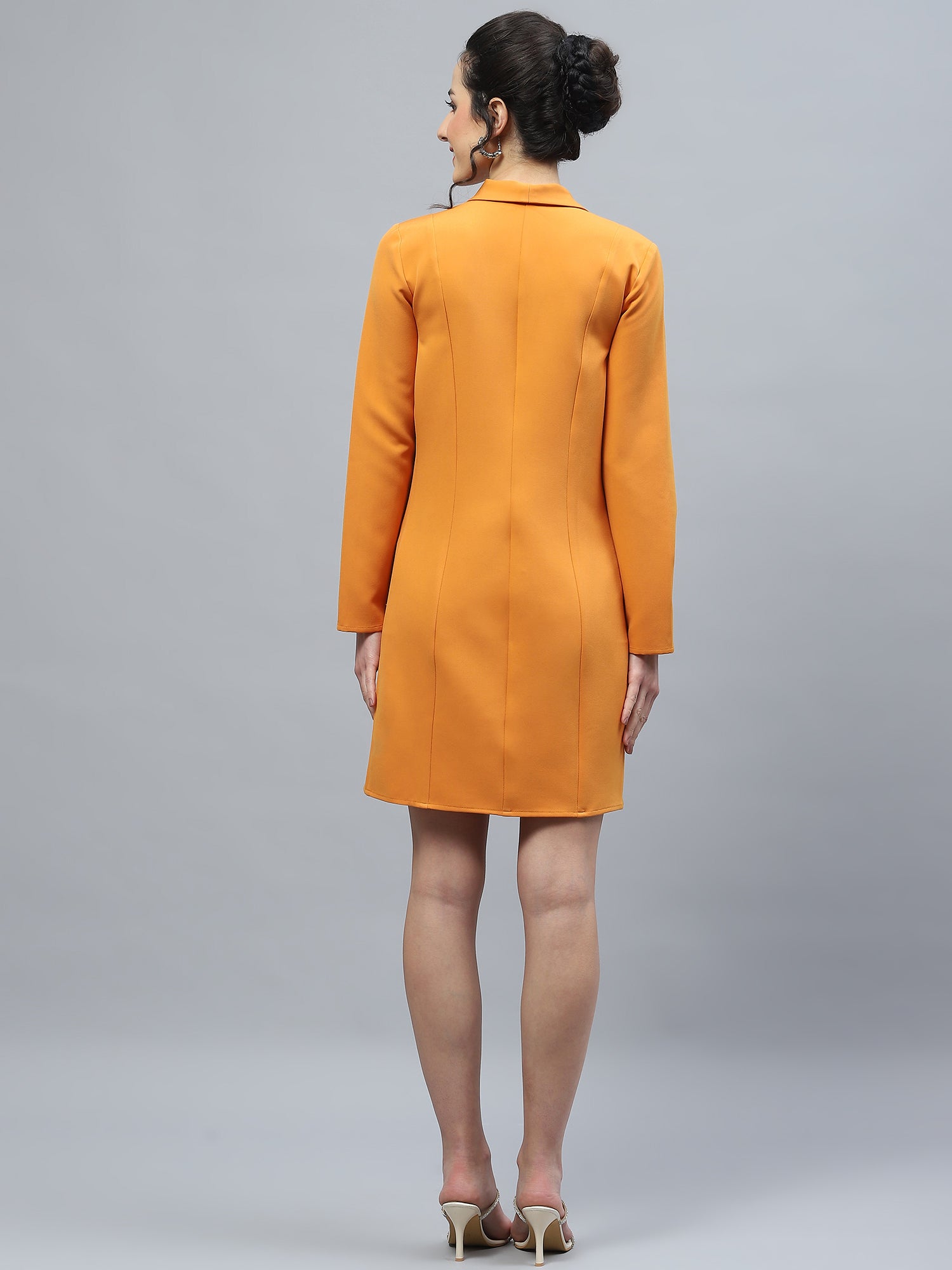 LUXURY IN LILY BLAZER