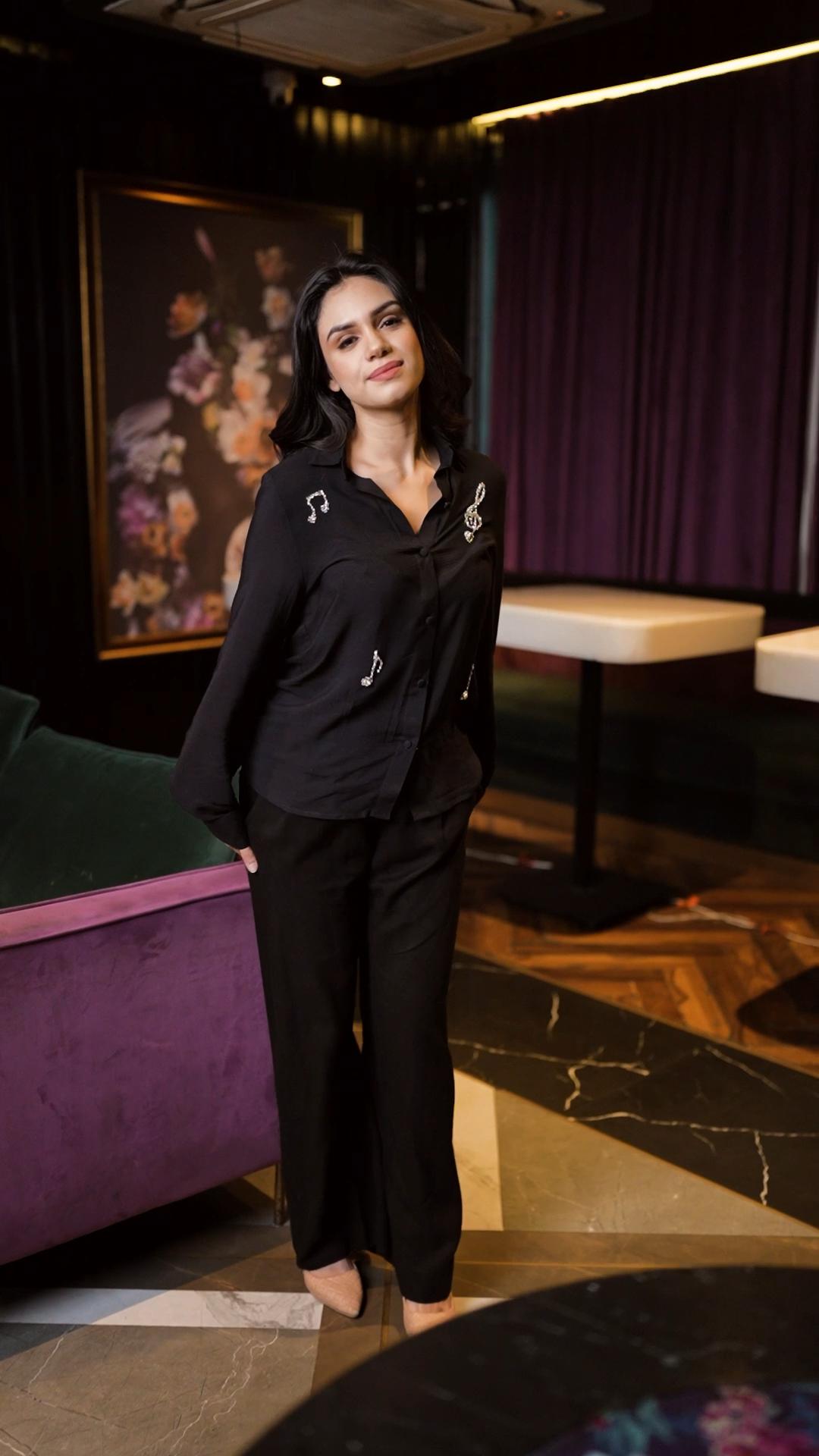 DAZZLING BLACK MUSIC SHIRT