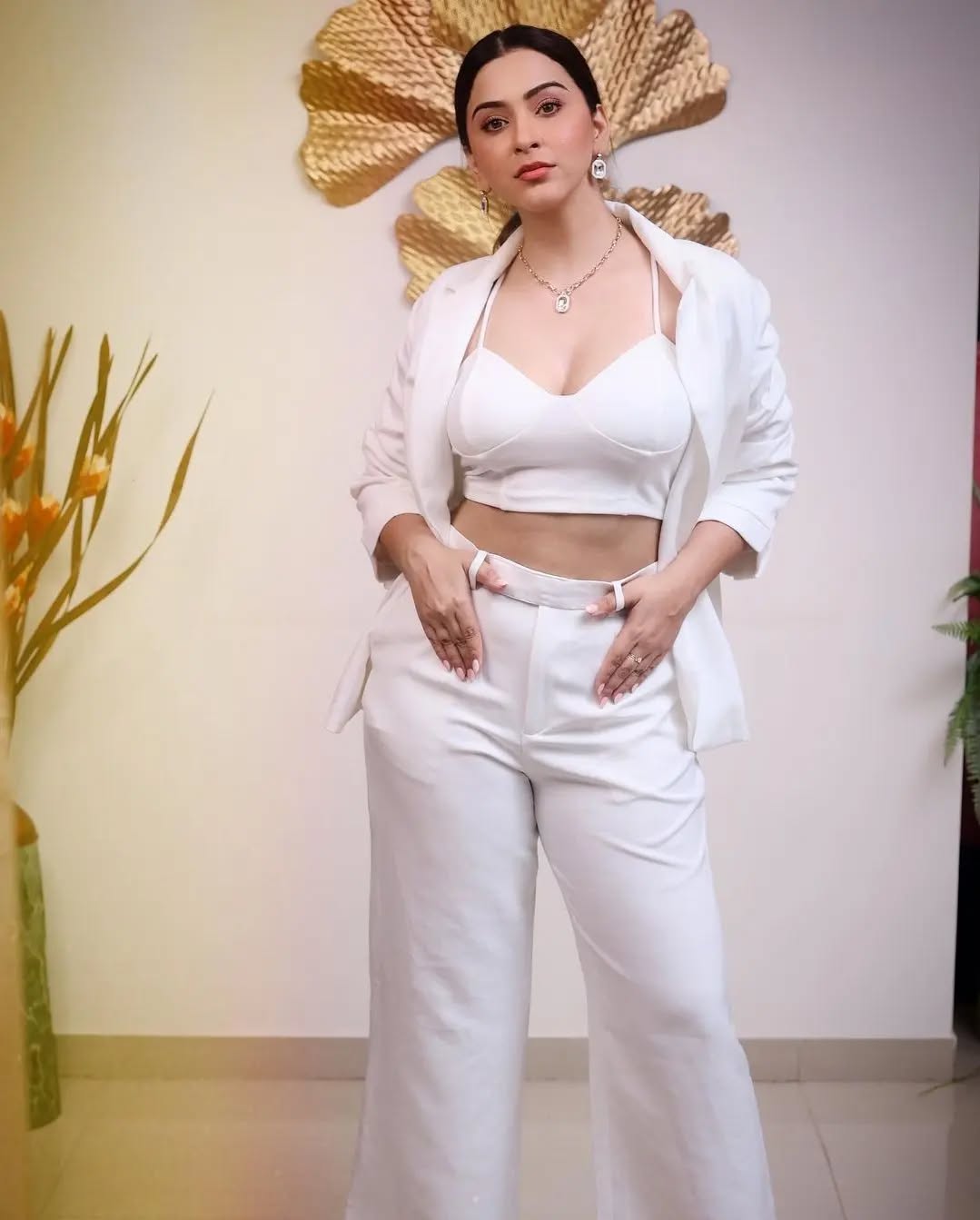 Regular Fit White Pant