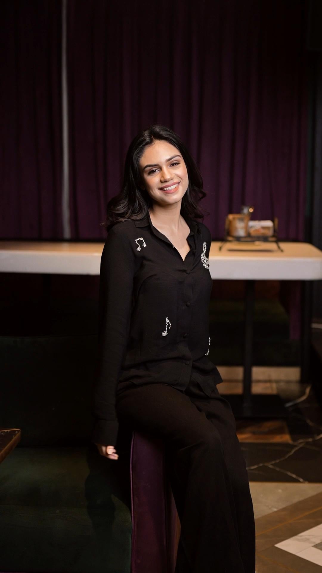 DAZZLING BLACK MUSIC SHIRT