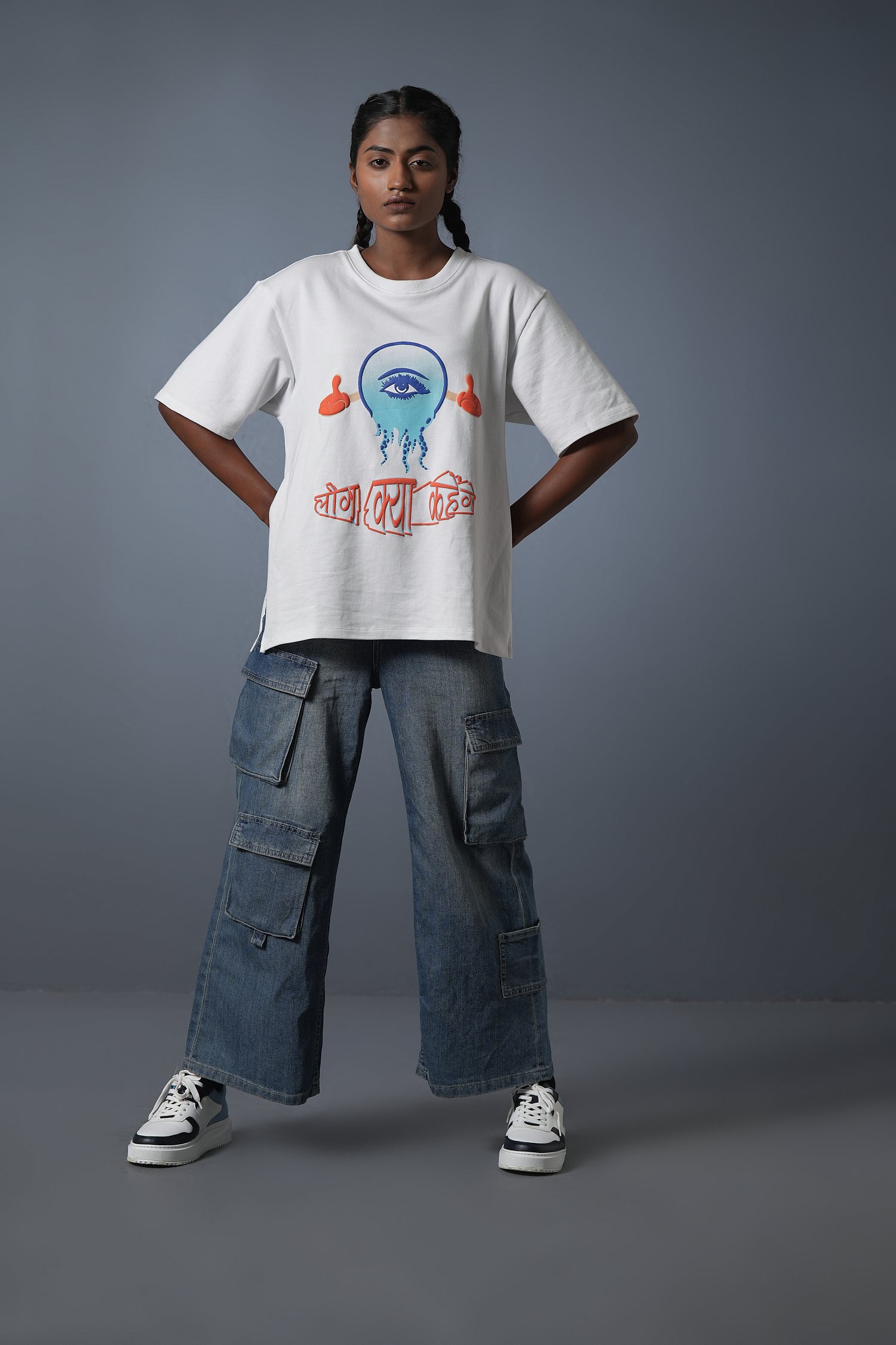 LOG KYA KAHE GAY TEE WHITE