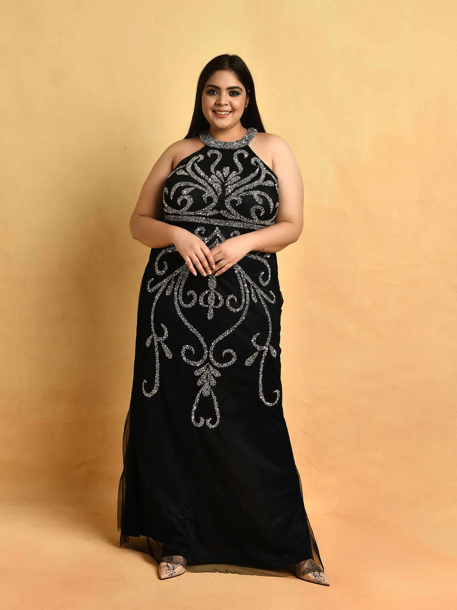 attic curves live for tonight black gown