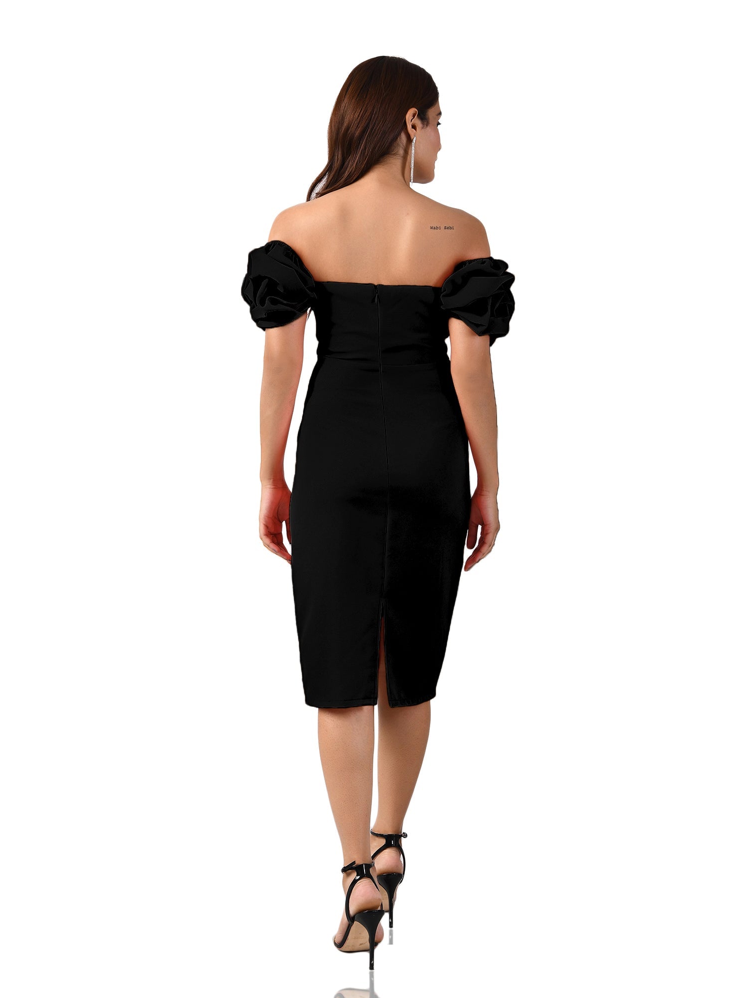 black squesh balloon ruffle sleeve dress