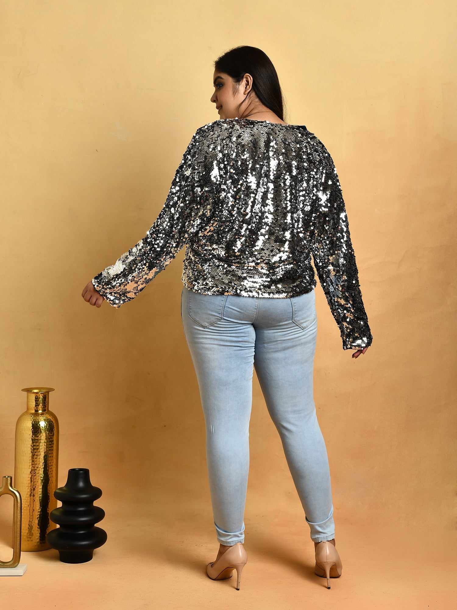 attic curves flowy jacket with sequins