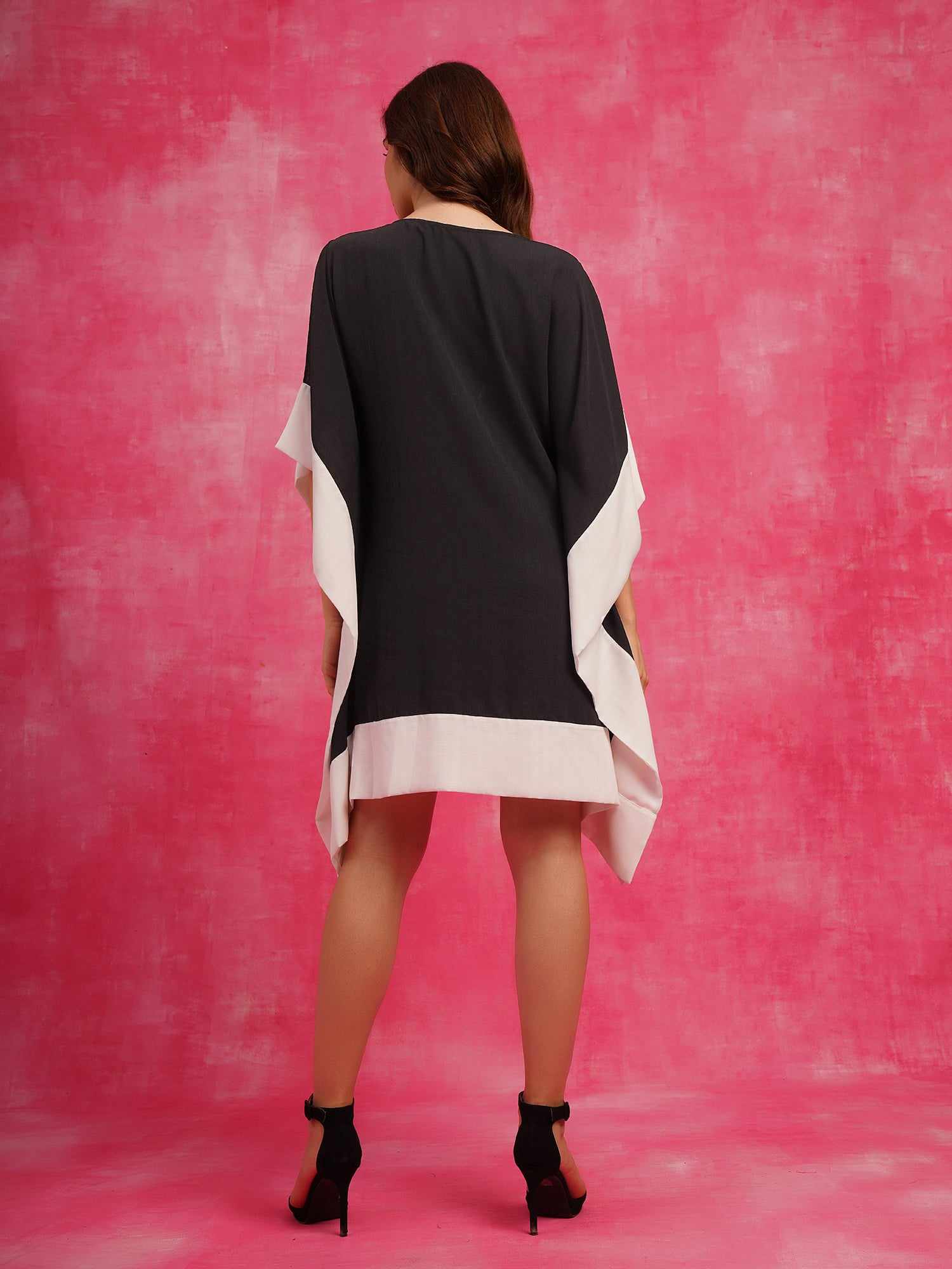 black white loose cape dress