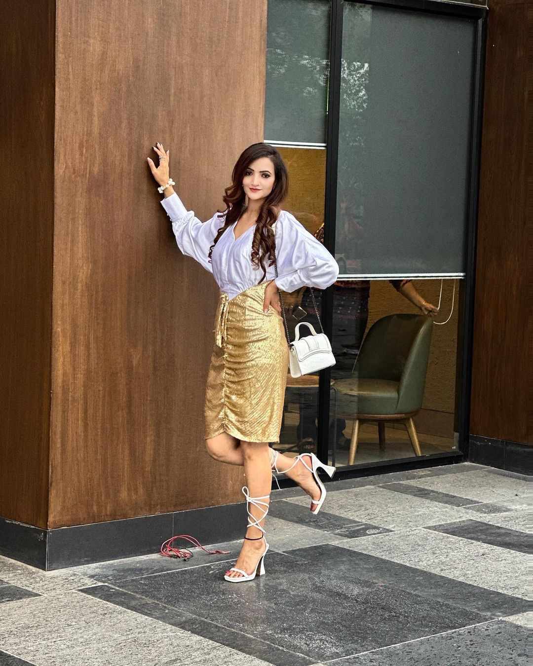 white gold sequins dress