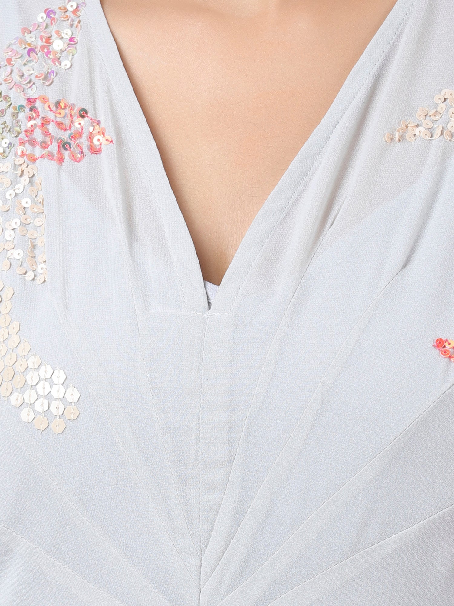 contrast flower embroidery mini