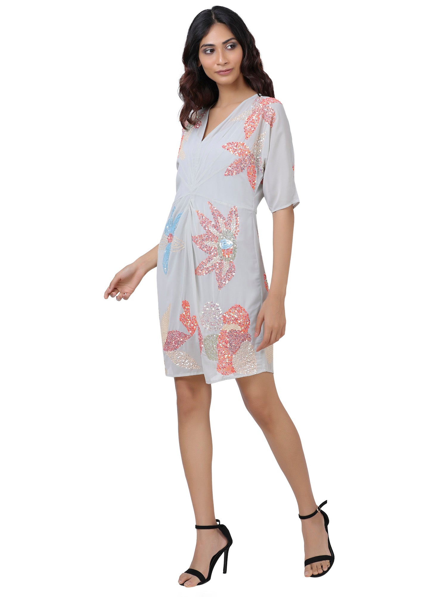 contrast flower embroidery mini