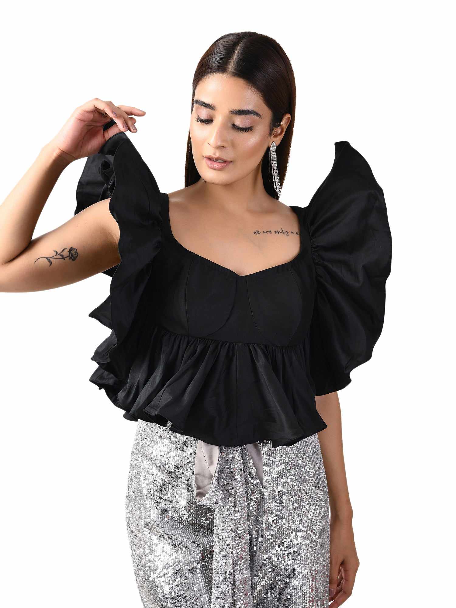 black oversized sleeves top
