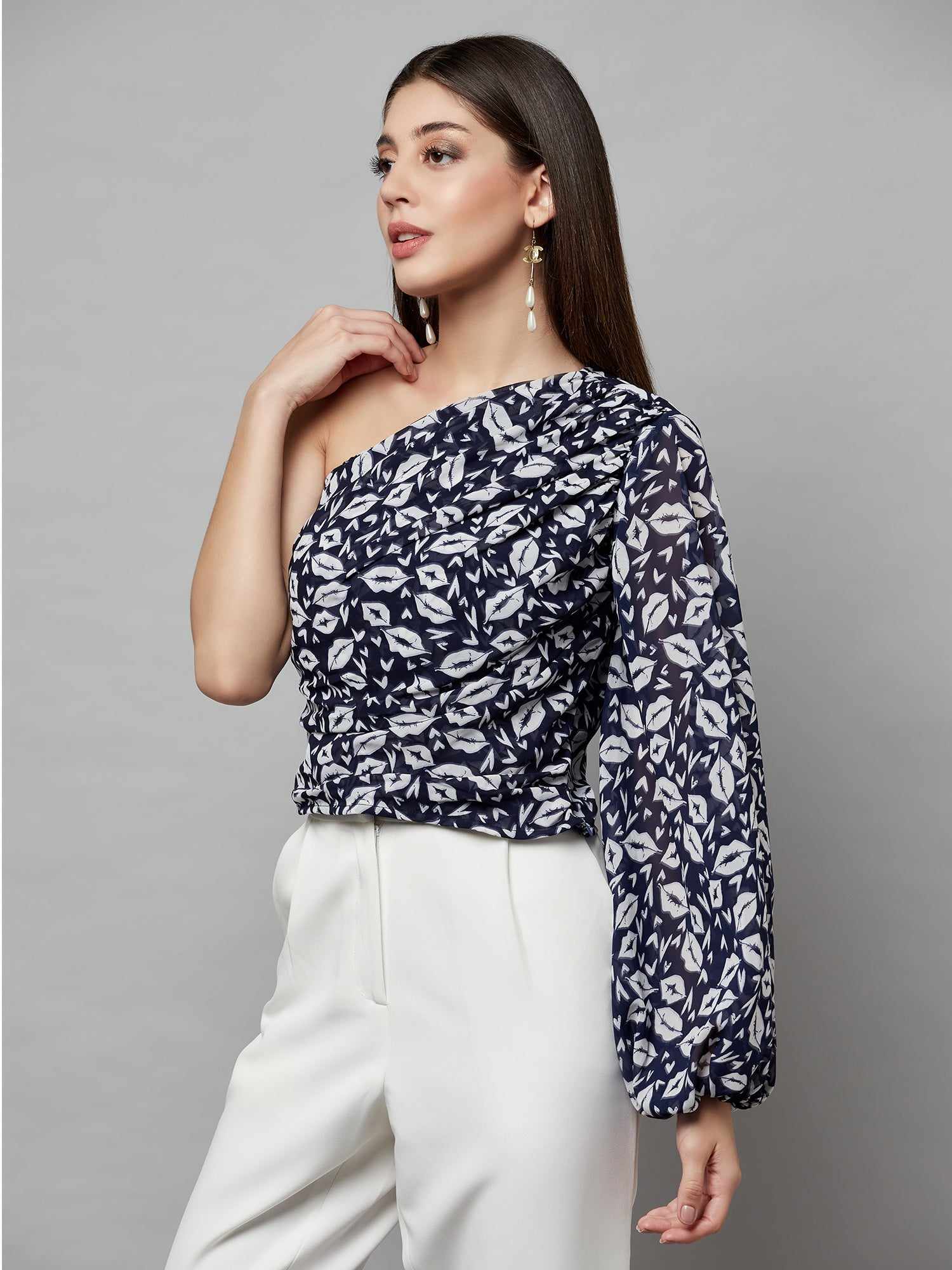 statement opulent sleeve printed blouse